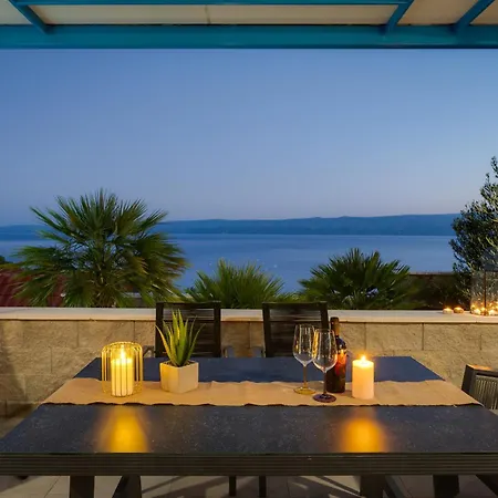 Vila Allegra With 32msq Heated Pool, 300m Far From Sandy Beaches, Open Sea View *