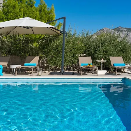Vila Allegra With 32msq Heated Pool, 300m Far From Sandy Beaches, Open Sea View Omiš