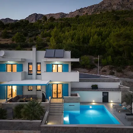 Allegra With 32msq Heated Pool, 300m Far From Sandy Beaches, Open Sea View * Омиш