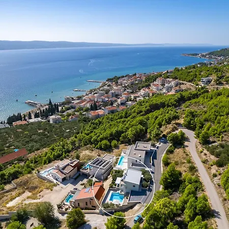 Vila Allegra With 32msq Heated Pool, 300m Far From Sandy Beaches, Open Sea View
