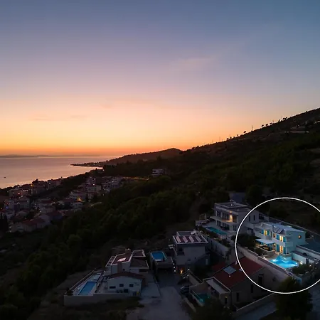 Vila Allegra With 32msq Heated Pool, 300m Far From Sandy Beaches, Open Sea View *